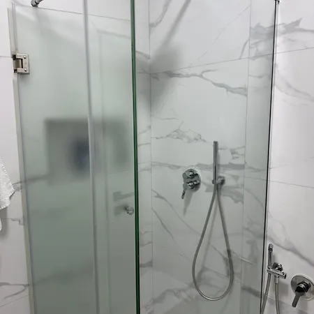 Near And Air Albania Stadium Apartament Tirana